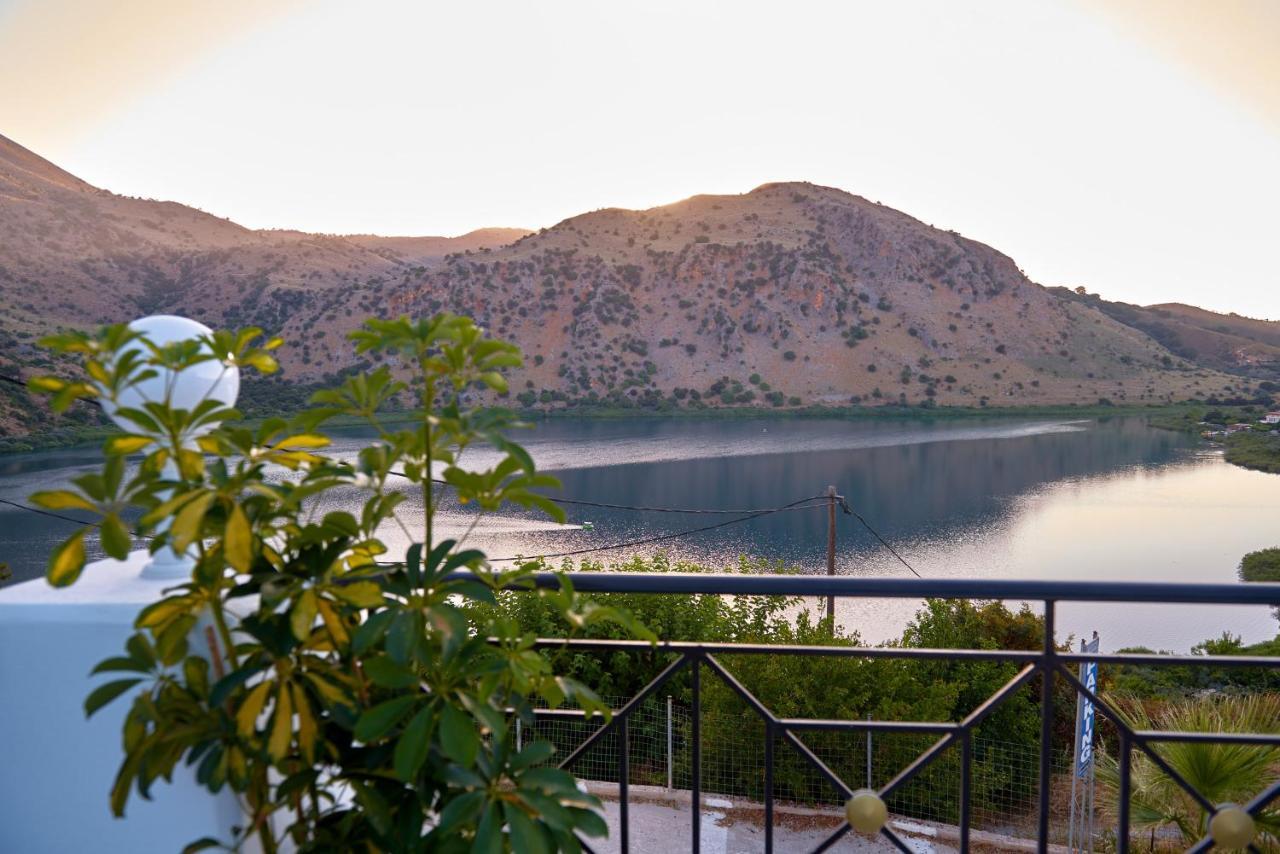 Lake View Suites Kávallos Dış mekan fotoğraf