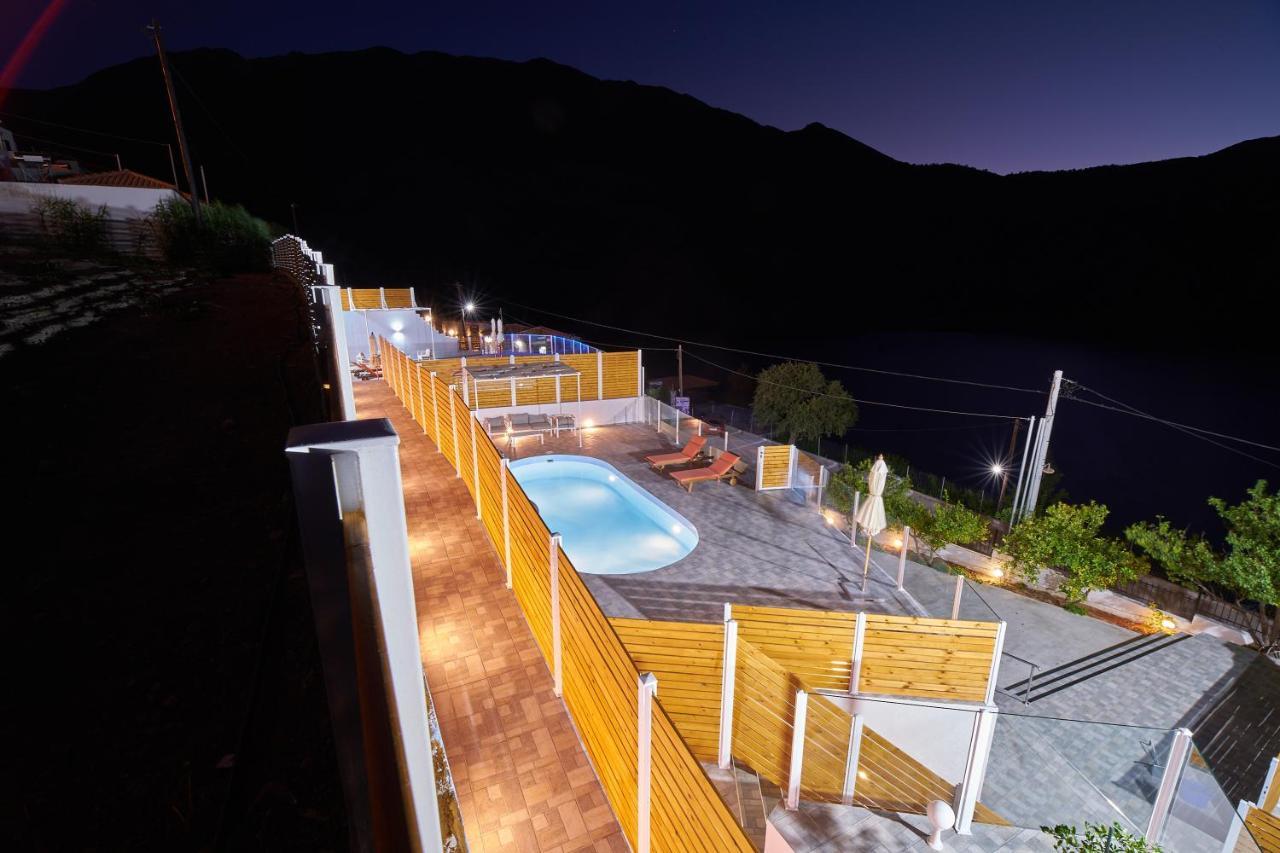 Lake View Suites Kávallos Dış mekan fotoğraf