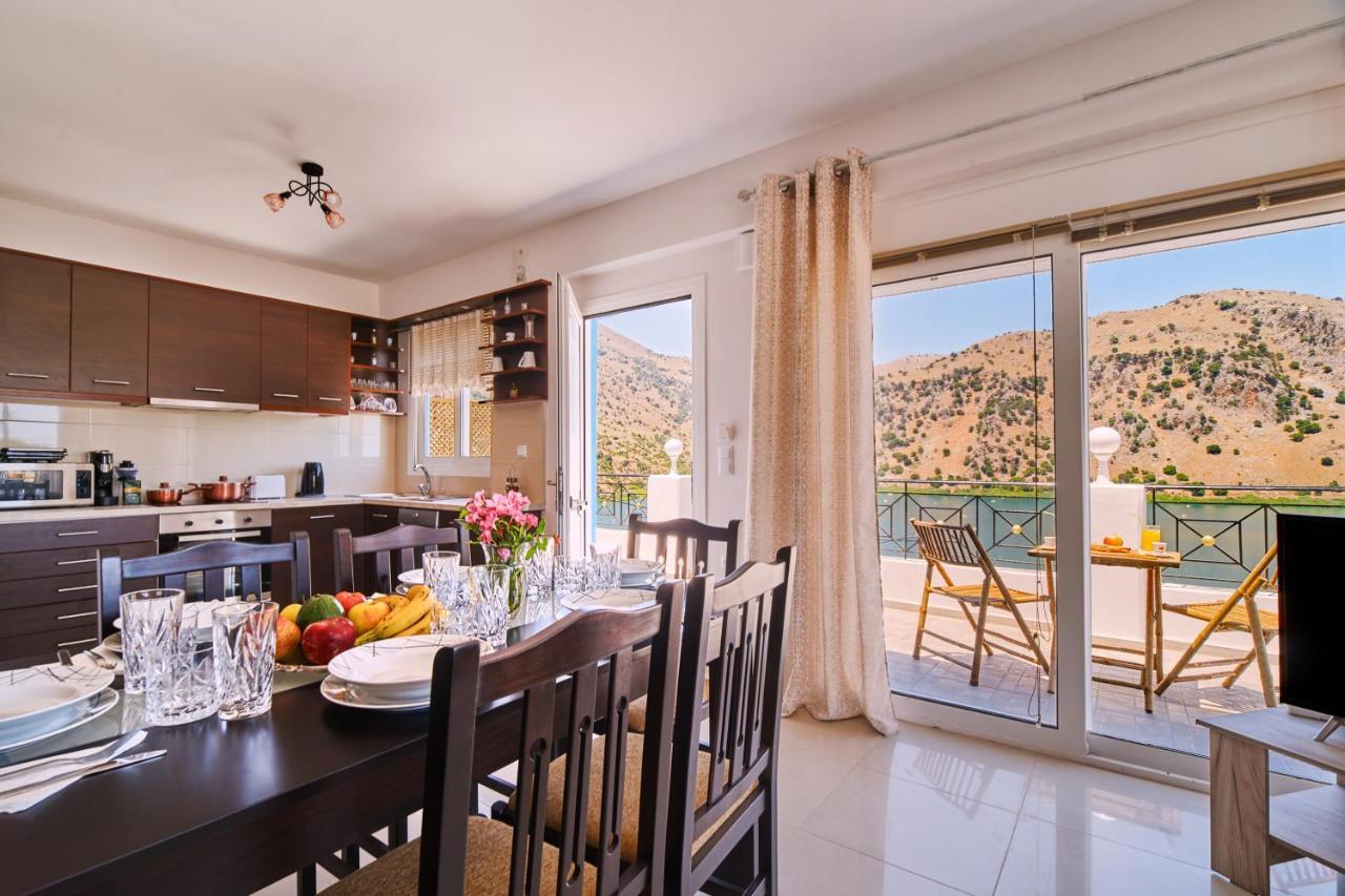 Lake View Suites Kávallos Dış mekan fotoğraf