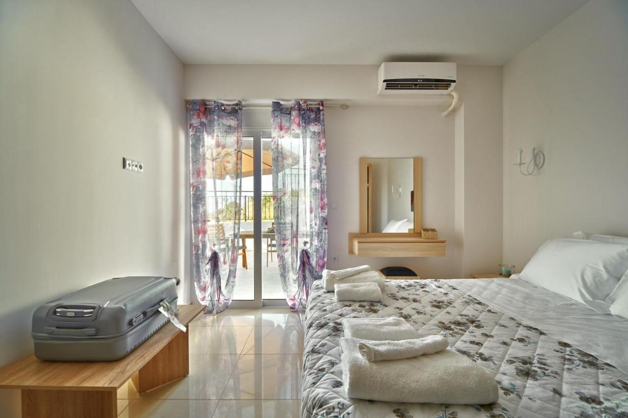 Lake View Suites Kávallos Dış mekan fotoğraf