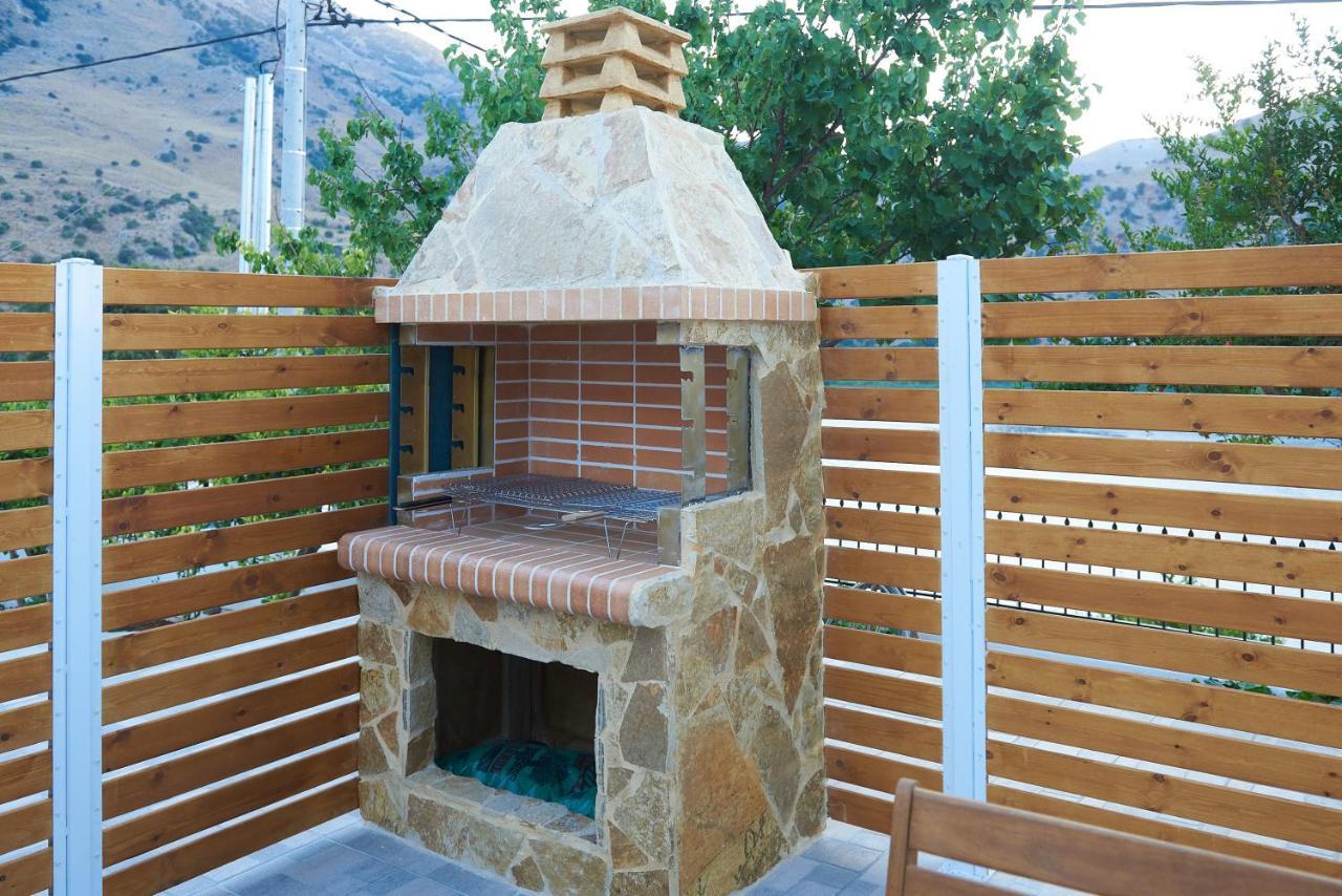 Lake View Suites Kávallos Dış mekan fotoğraf