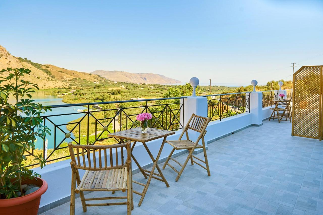 Lake View Suites Kávallos Dış mekan fotoğraf