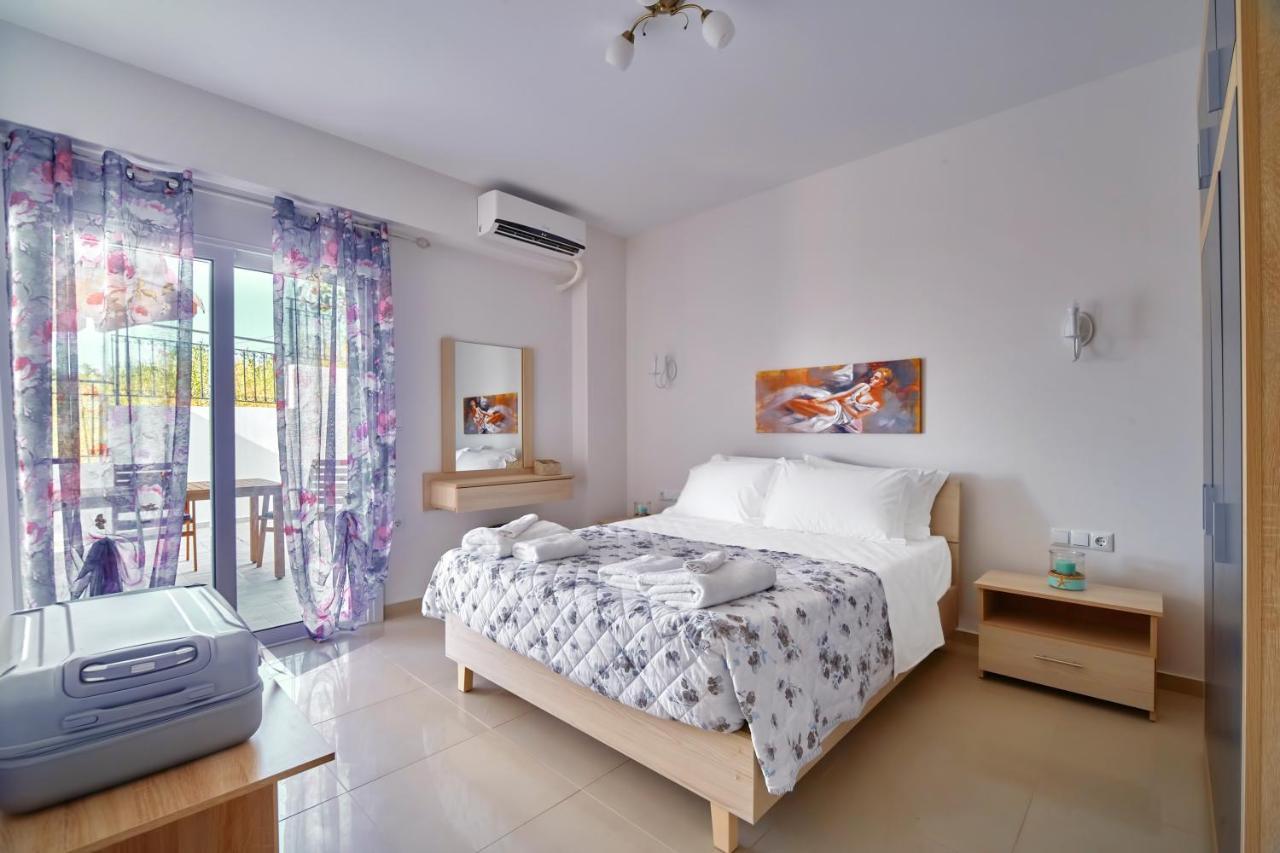 Lake View Suites Kávallos Dış mekan fotoğraf