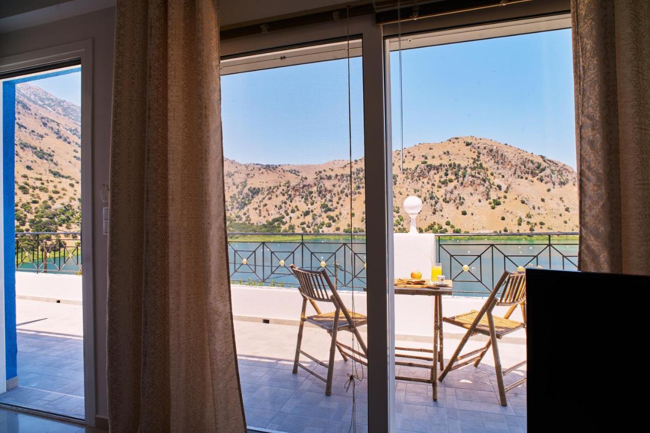 Lake View Suites Kávallos Dış mekan fotoğraf