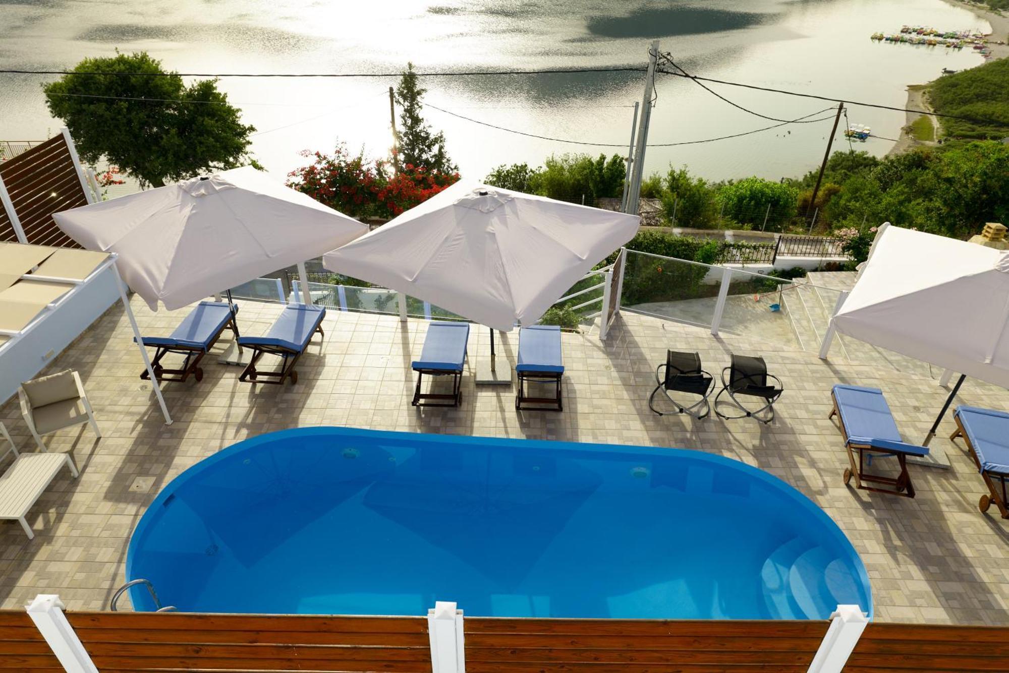 Lake View Suites Kávallos Dış mekan fotoğraf